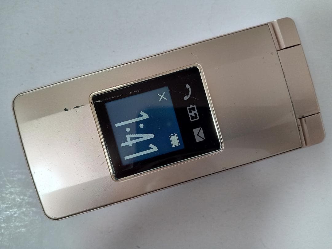 ☆ SoftBank かんたん携帯11 A207SH ゴールド