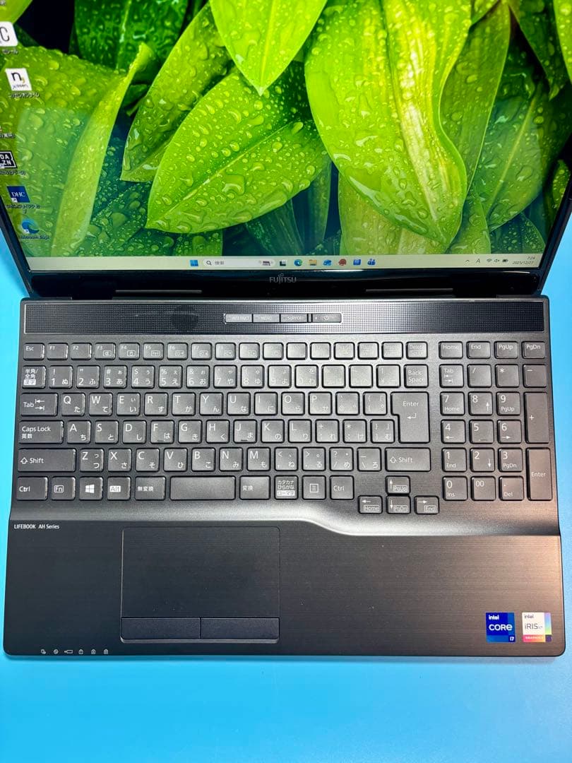 富士通 LIFEBOOK AH77/E3 i7 1165G7 2TB 32GB