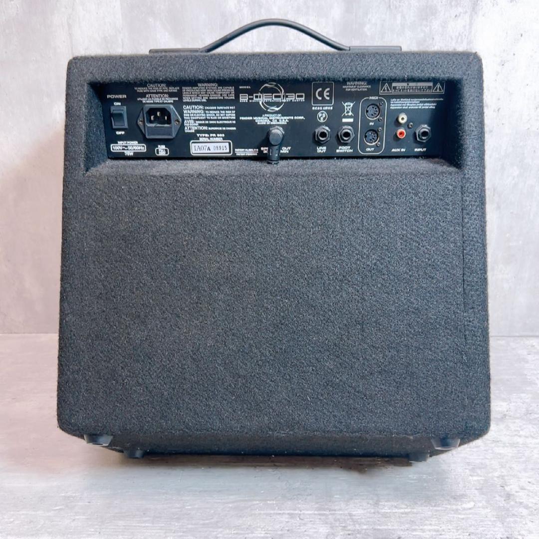 FENDER フェンダー　B-DEC30 ベースアンプ