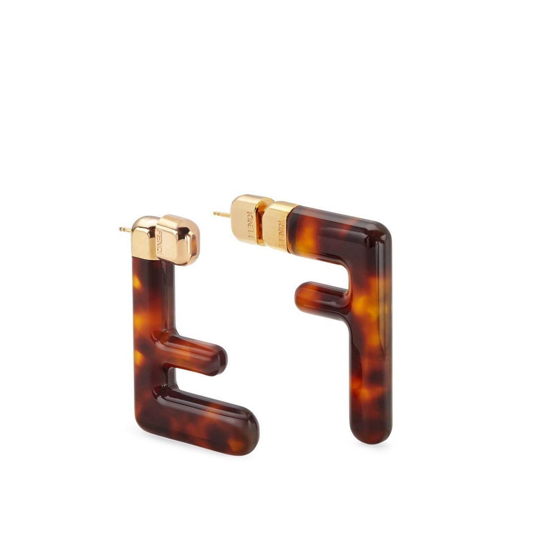 フェンディ　FENDI FF イヤリング　べっこう風