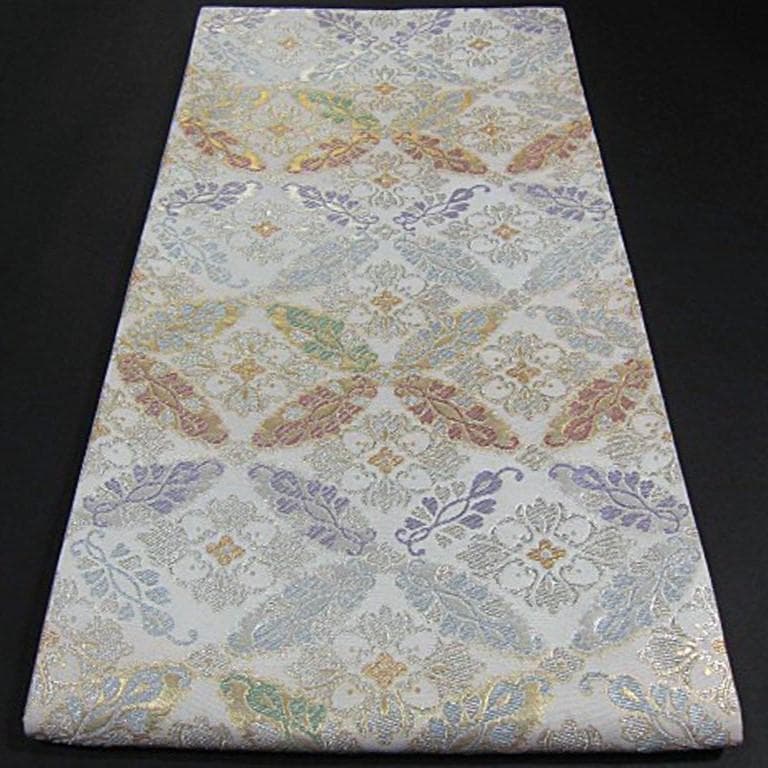 新品　フォーマルなお席に　西陣織六通柄袋帯『綿芯御仕立付』白