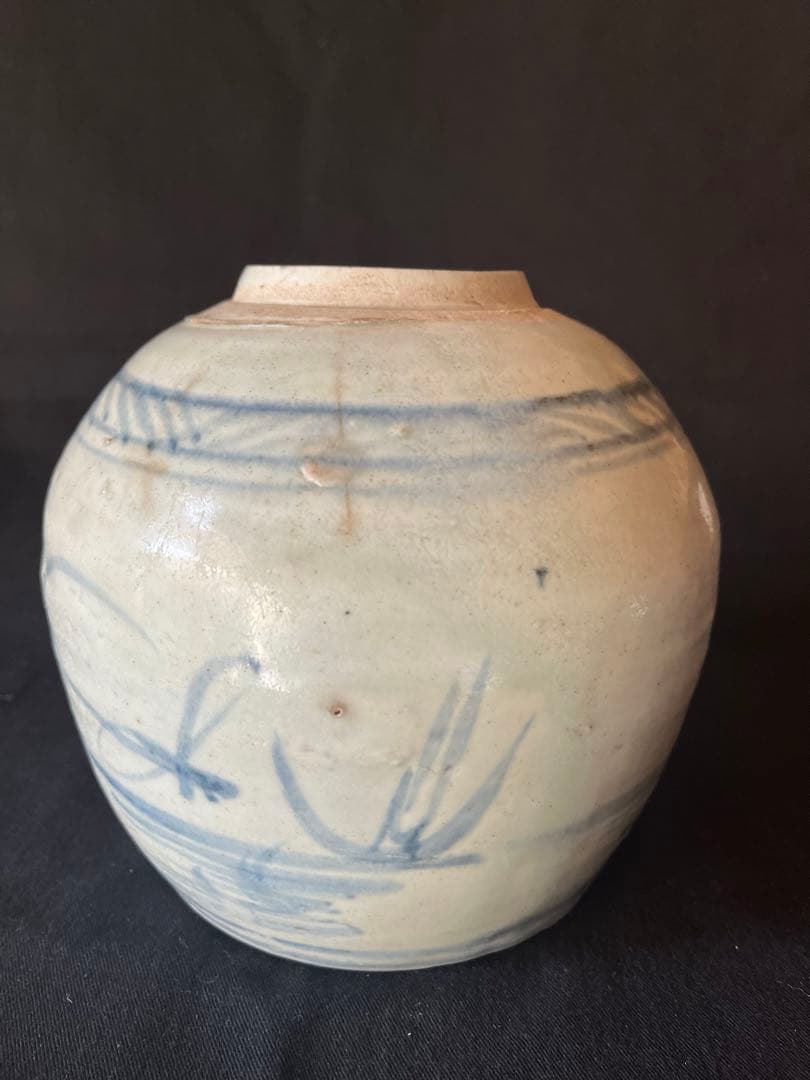 中国明代 豪快な絵付けの壺。 まさに民藝の極致 流れる絵付け