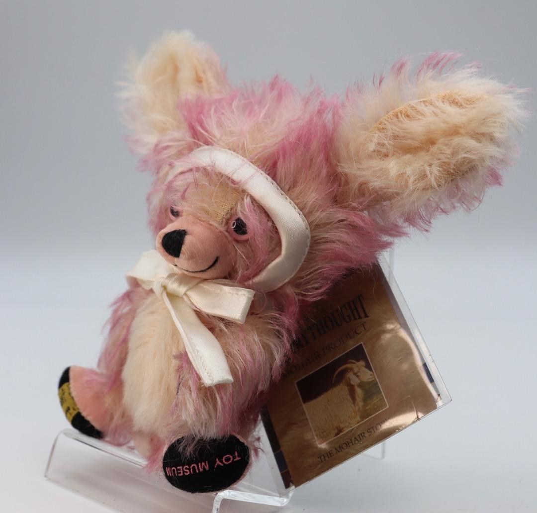 コレクション TOY MUSEUM TIPPED PINK BUNNY PUNKINHEAD