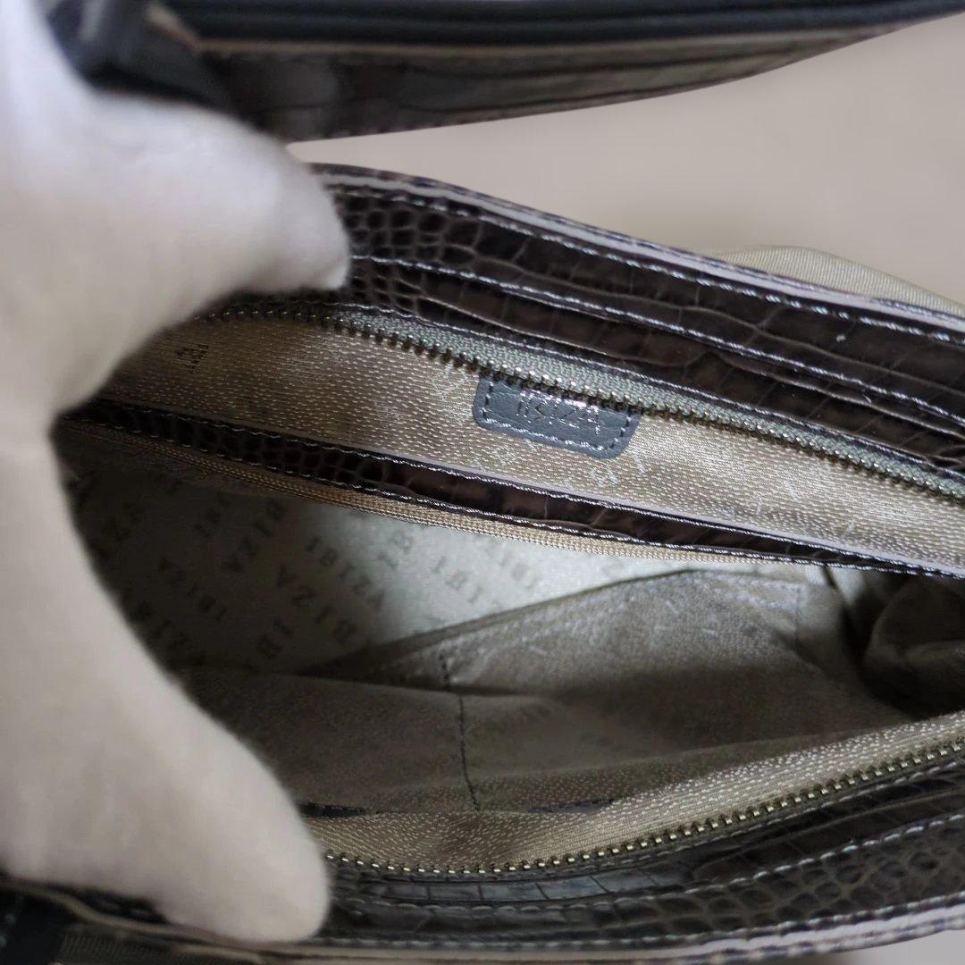 イビサ　イビザ　 ショルダーバッグ 　新品未使用　2ウェイ