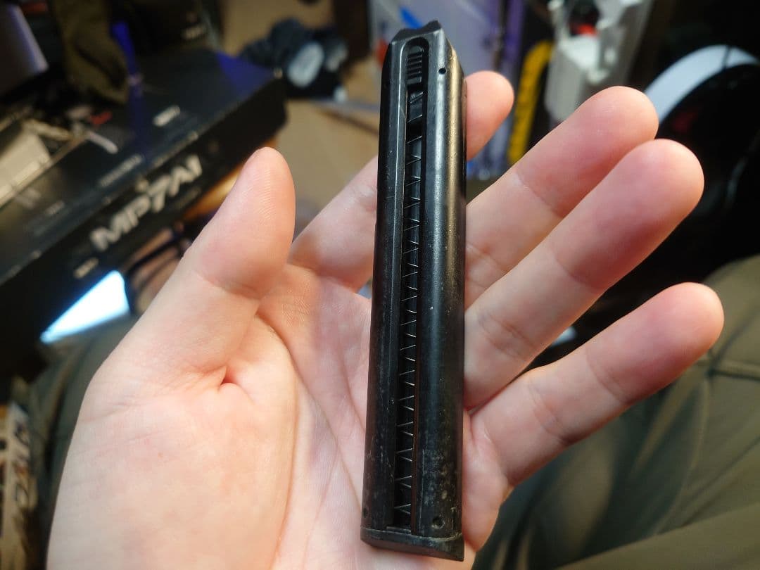 【うめだ】MP7A1 電動ガン＆グロック18C（電動）