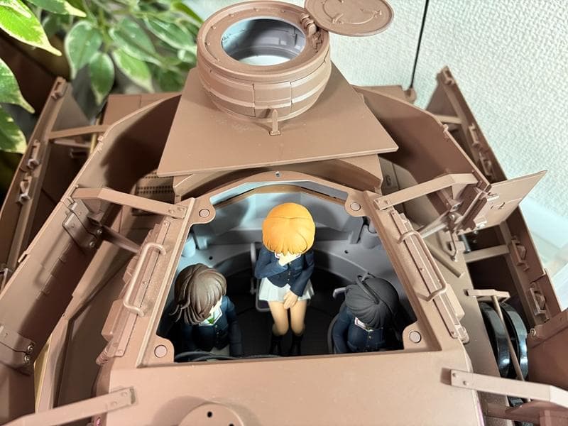 完成品☆アシェット　Ⅳ号戦車H型（D型改）をつくる　ガールズ＆パンツァー