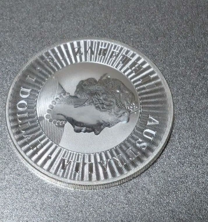 ゆ*み様 オーストラリアカンガルー銀貨　1オンス