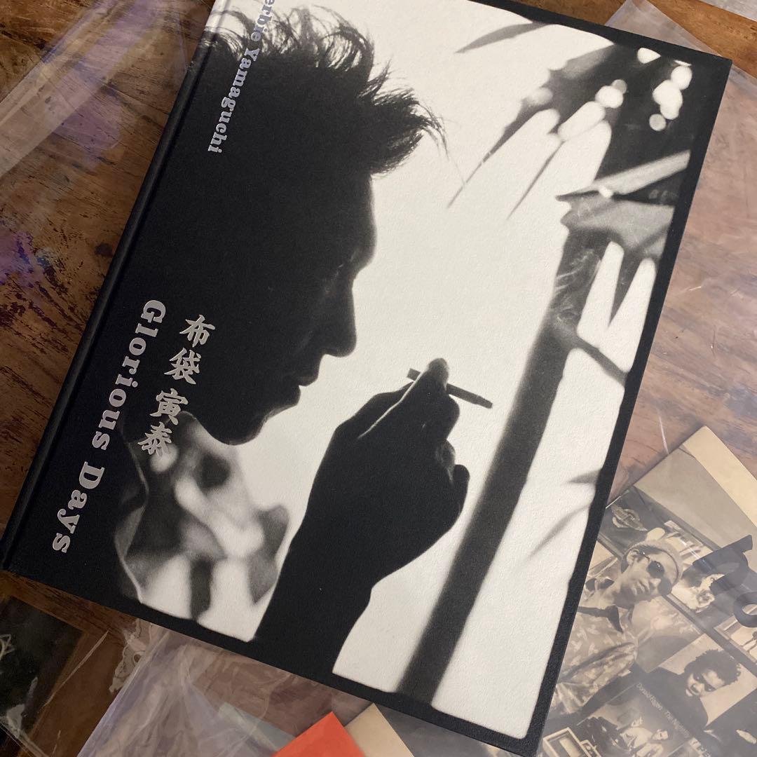 美品　布袋寅泰写真集GloriousDaysハービー山口氏直筆サイン入り