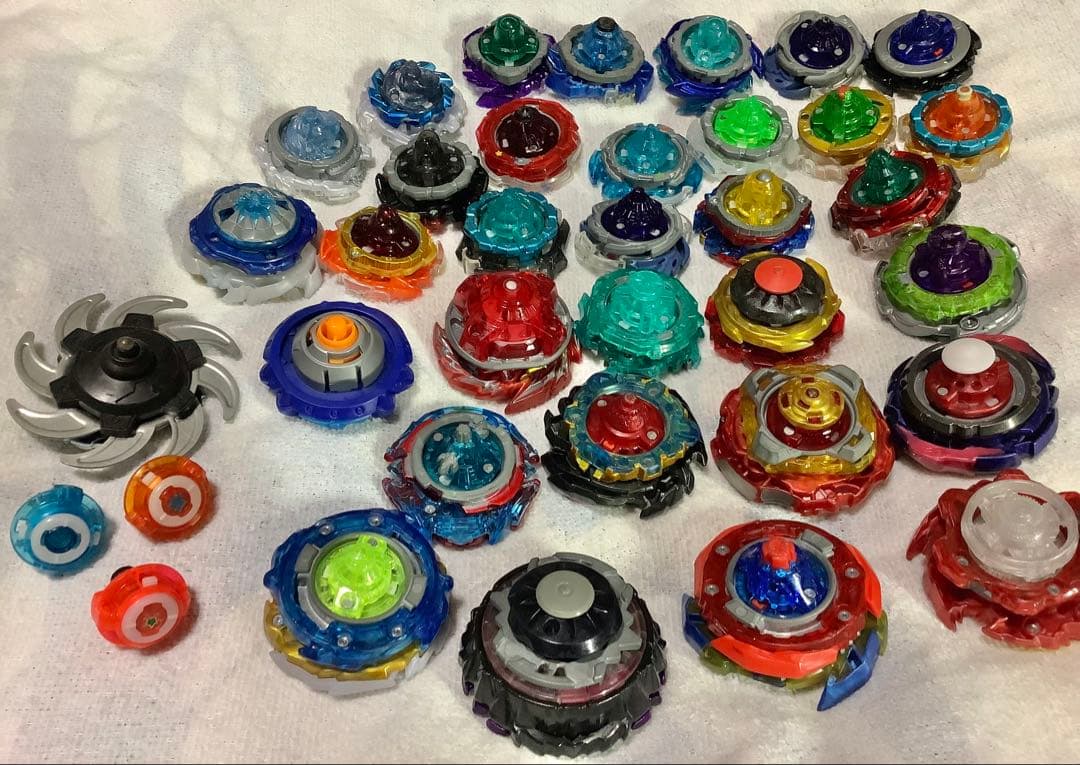 ア*ル様 メタルファイトベイブレード、ベイブレードバースト 全部まとめ売り オー