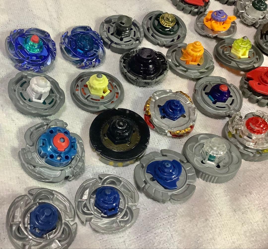 ア*ル様 メタルファイトベイブレード、ベイブレードバースト 全部まとめ売り オー