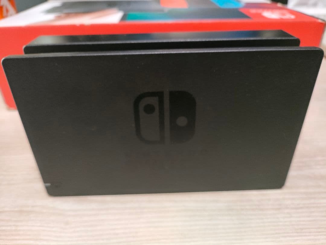 F*u様 Nintendo Switch 本体 ネオンブルー Joy-Con