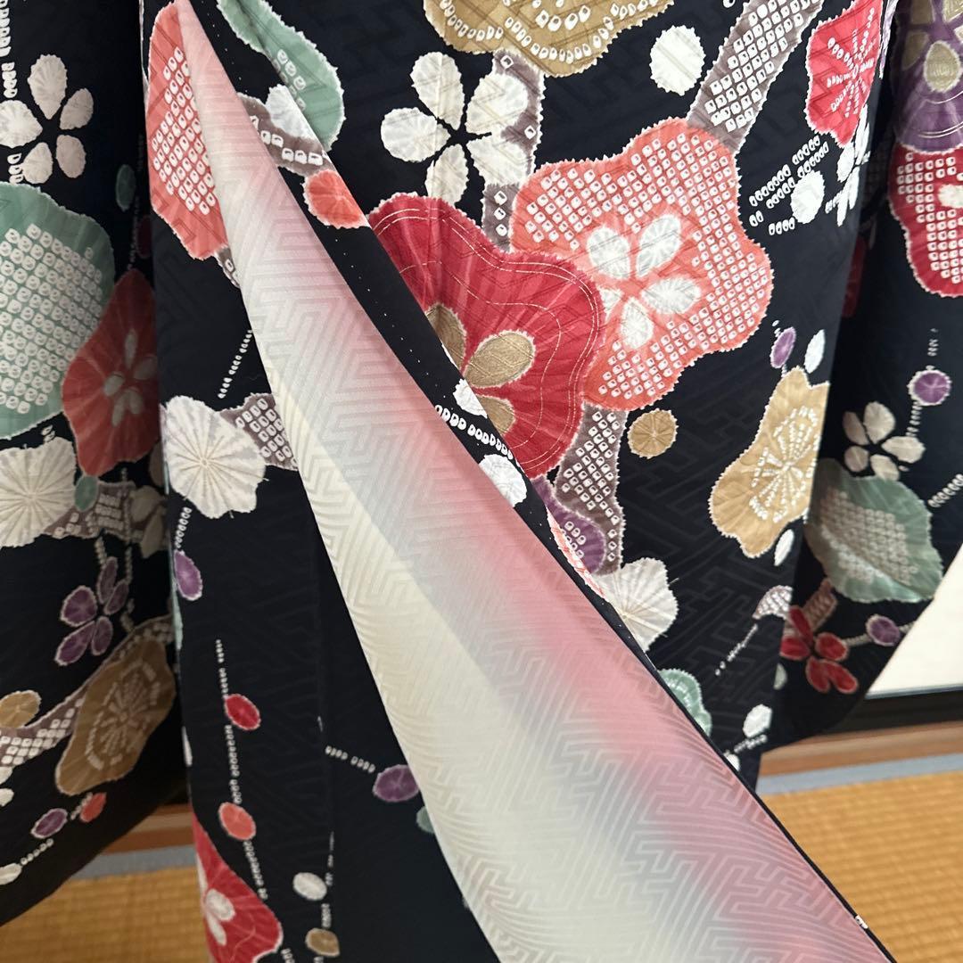 梅模様が可愛らしい♡振袖フルセット　成人式前撮り