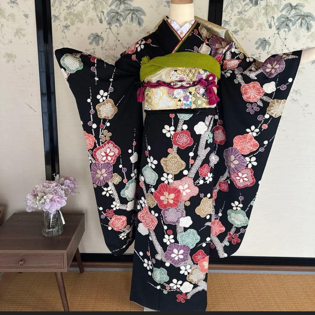 梅模様が可愛らしい♡振袖フルセット　成人式前撮り