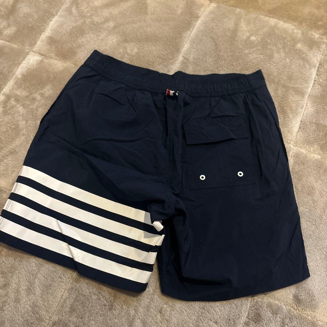 THOM BROWNE 4BARソリッドスイムショーツ サイズ3