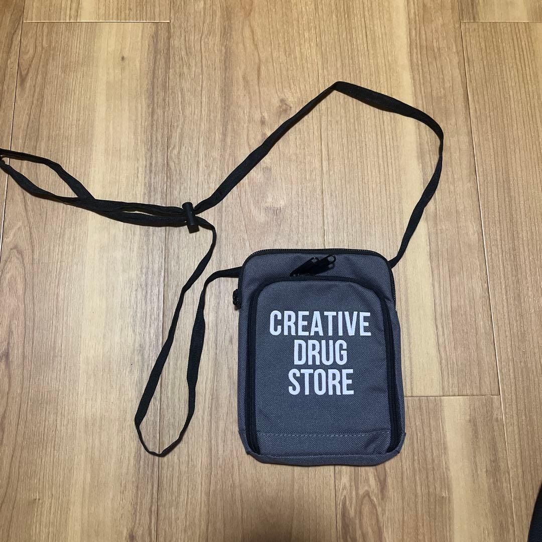 CREATIVE DRUG STORE ショルダーバッグ BG47 グレー