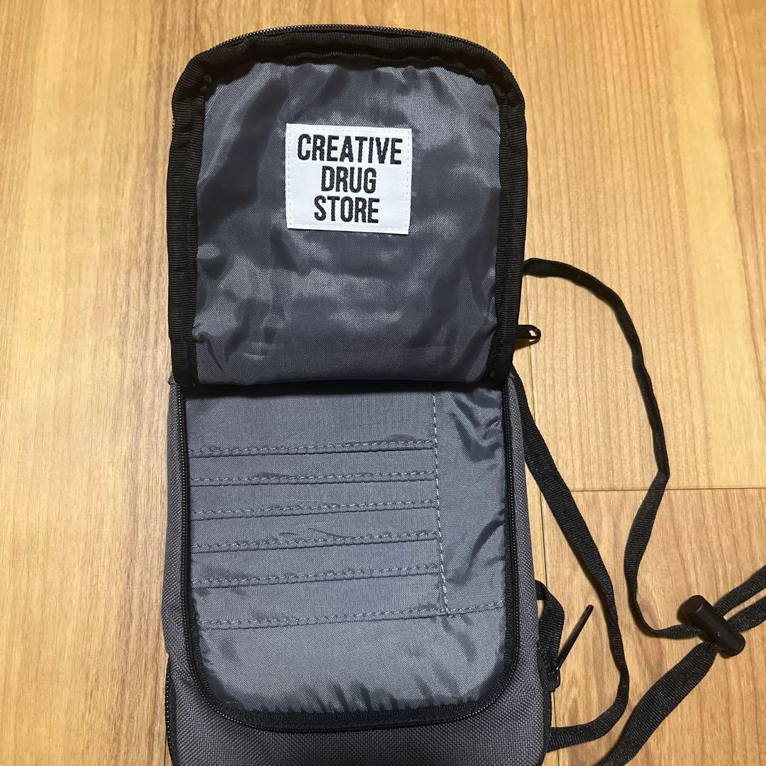 CREATIVE DRUG STORE ショルダーバッグ BG47 グレー