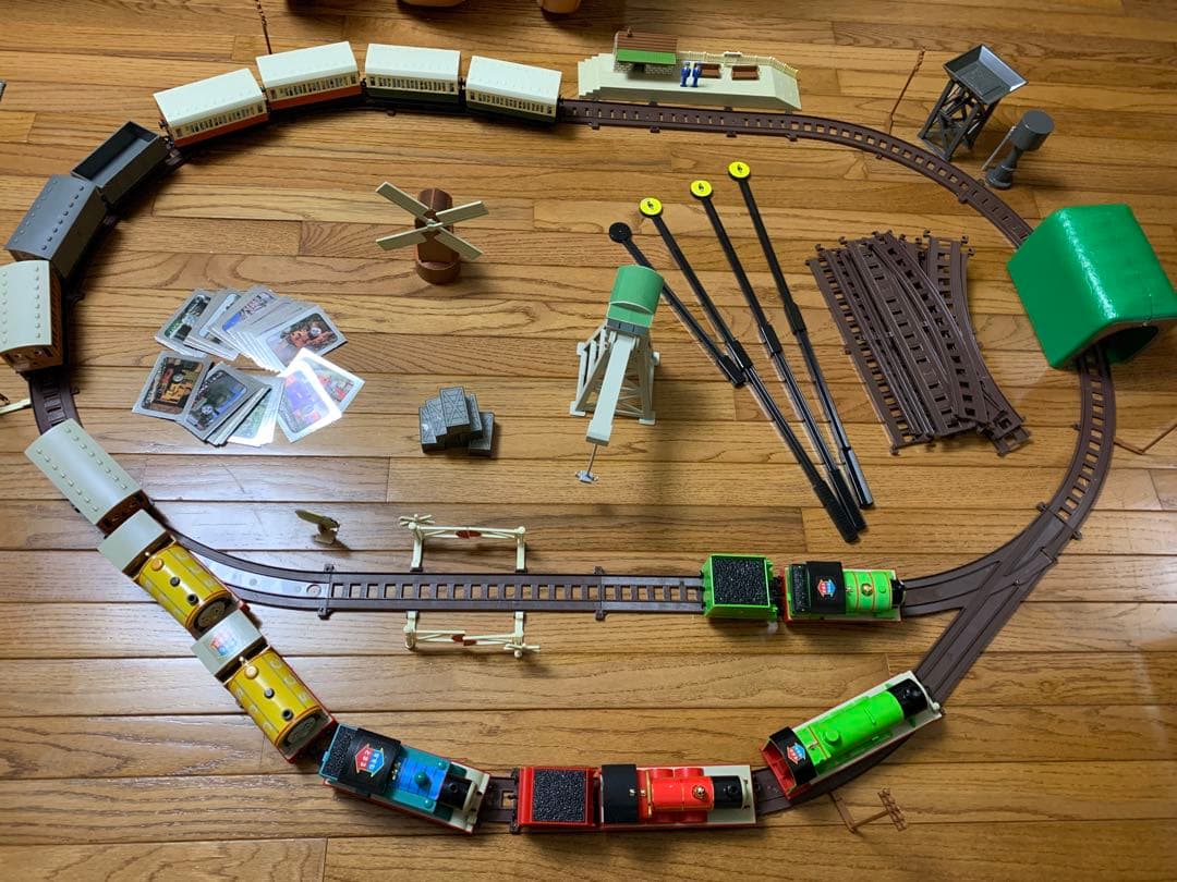 きかんしゃトーマス　しゅっぱつしんこうシリーズ