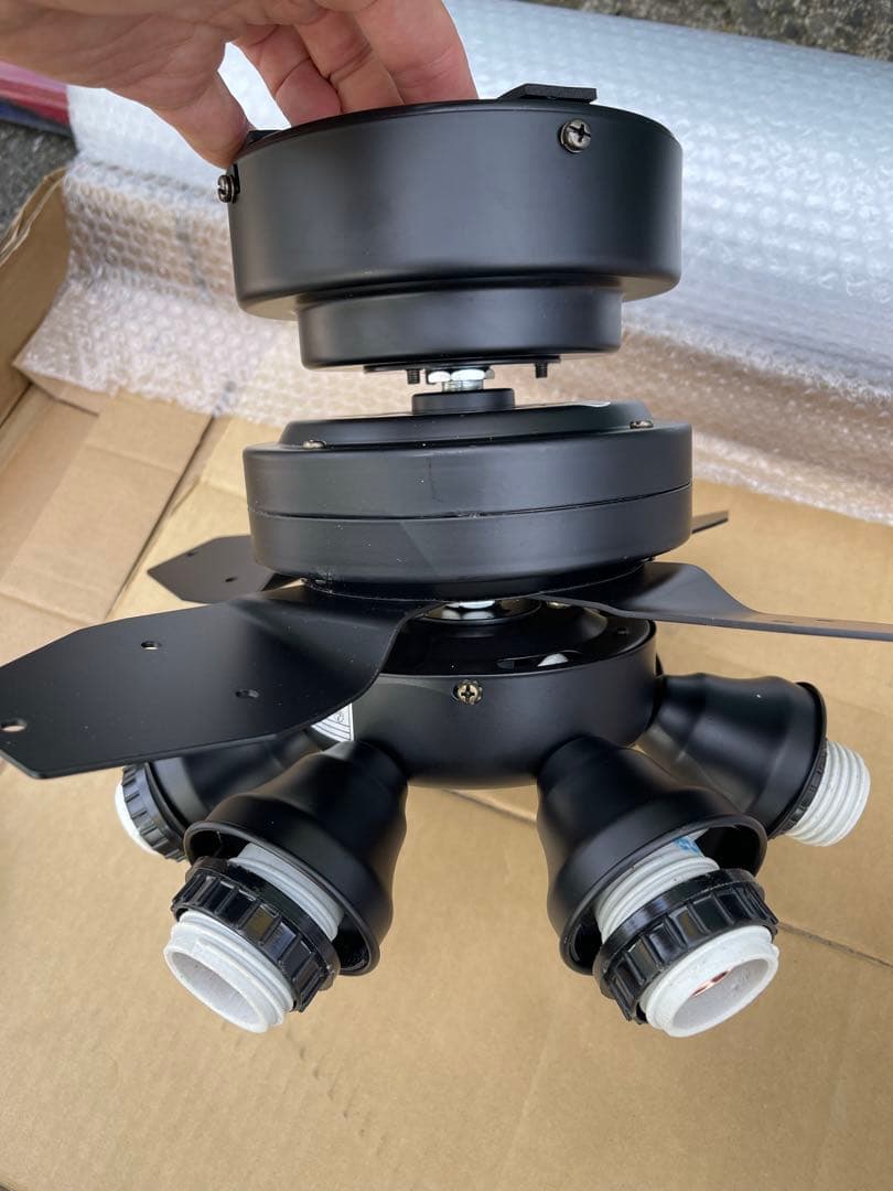 LOWYA ラスボルタ 6L/4L シーリングファン ライト □