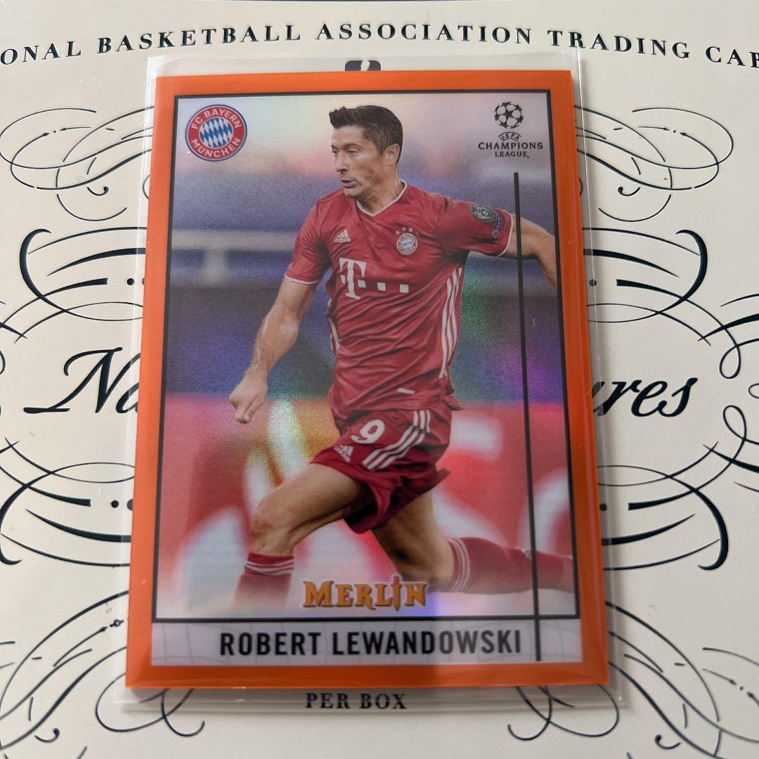 ロベルト レヴァンドフスキ Topps オレンジ 25枚限定 激レア