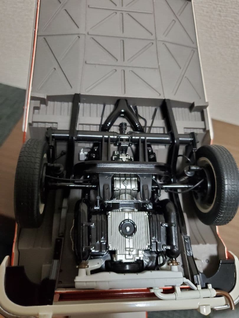 サンスター 1/12 1962 フォルクスワーゲン サンババス レッド