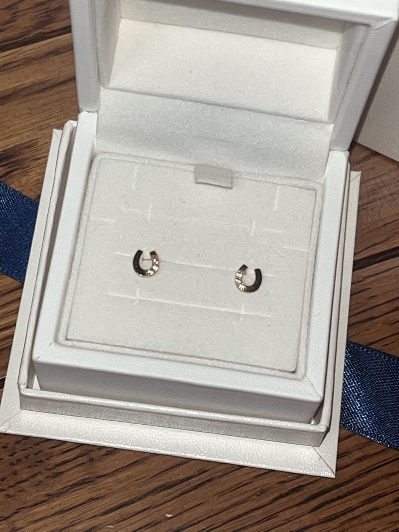 ４℃ K10イエローゴールド ピアス