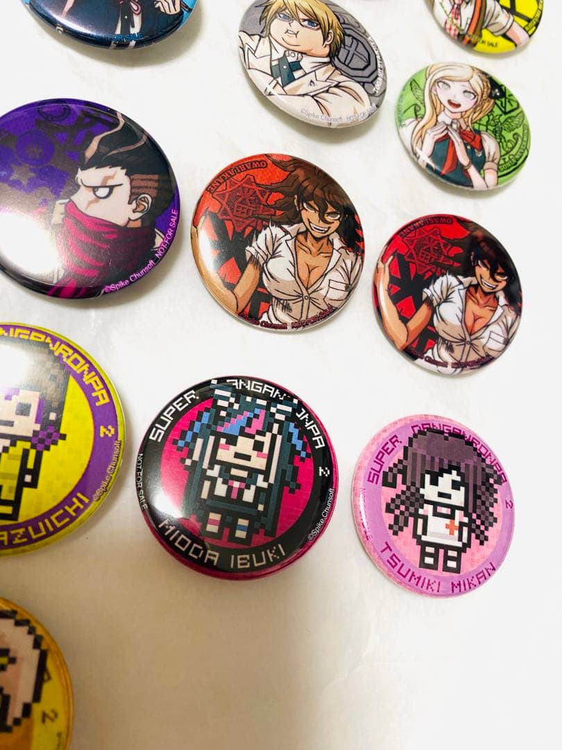 ダンガンロンパ　缶バッジ　カフェ　レア