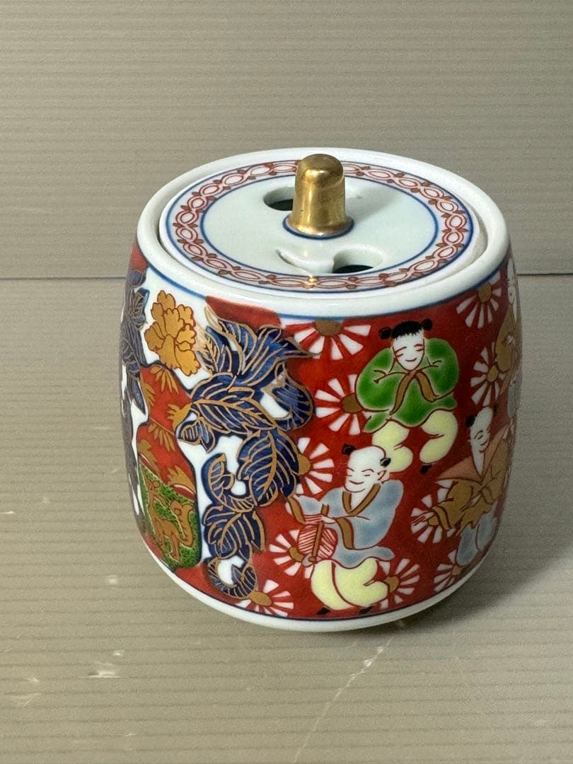 2515 有田焼　其泉　香炉