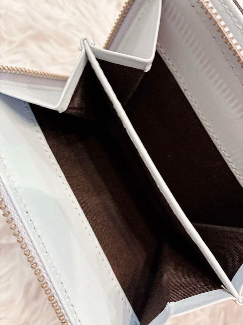 【美品】russet レザーベルトハーフウォレット　二つ折り財布　グレー