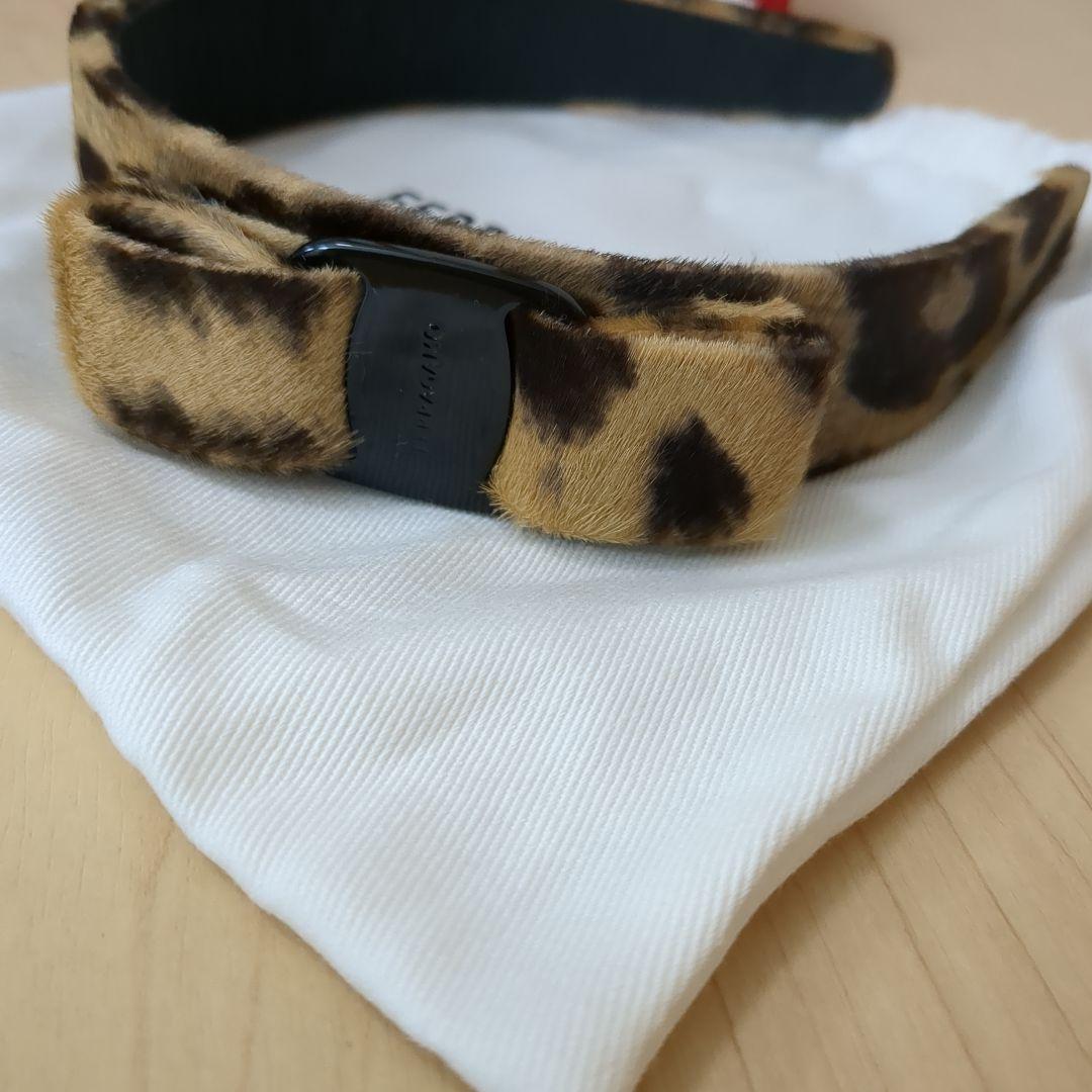 フェラガモカチューシャ　アニマル柄