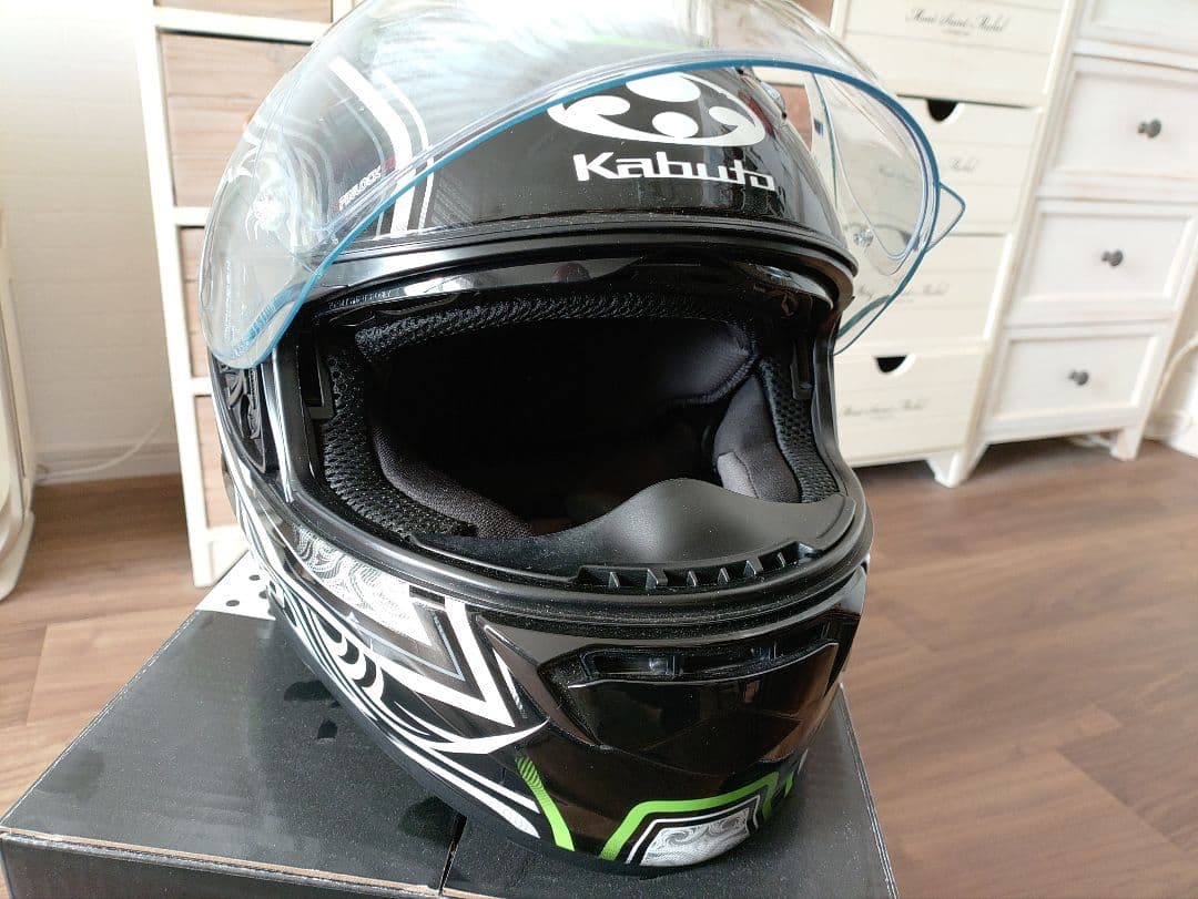 Kabuto フルフェイスヘルメット ブラック/グリーン