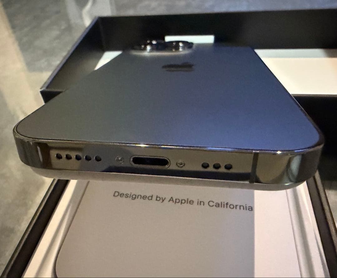 【新品未使用】iPhone 13 Pro グラファイト 本体　SIMフリー