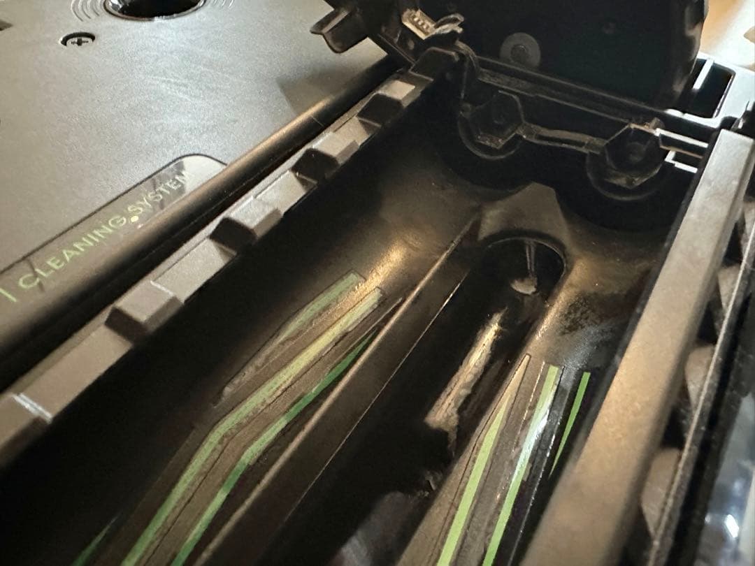 Roomba j7+ ルンバ　ロボット 掃除機