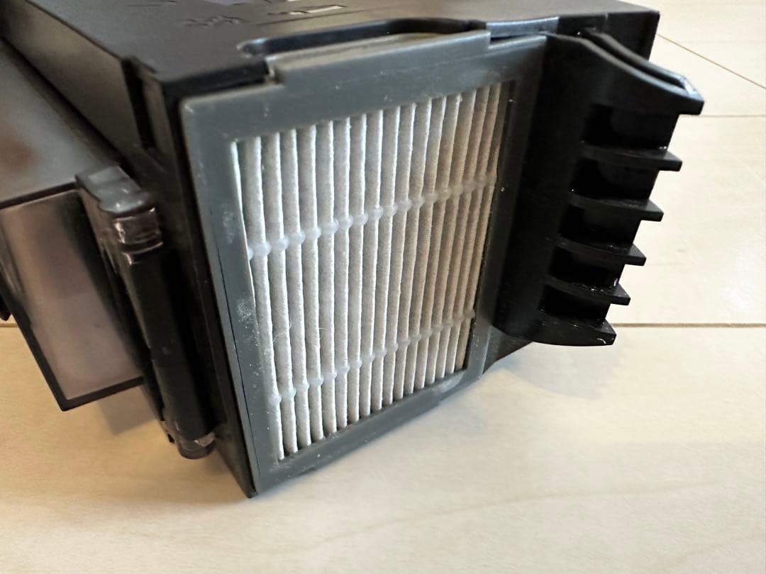 Roomba j7+ ルンバ　ロボット 掃除機