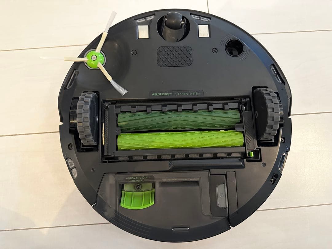 Roomba j7+ ルンバ　ロボット 掃除機