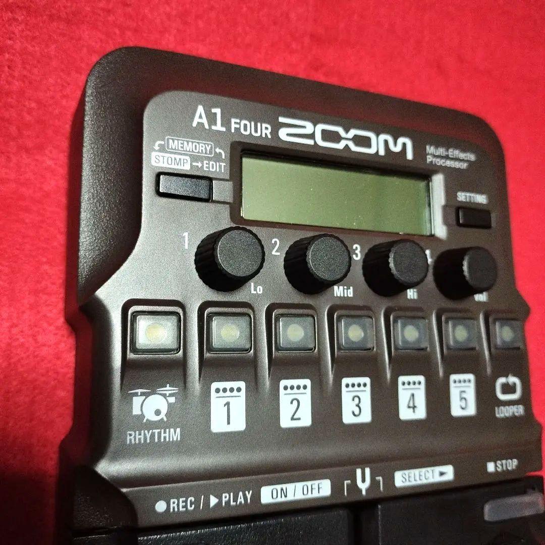処分特価！ZOOM A1 FOUR マルチエフェクター