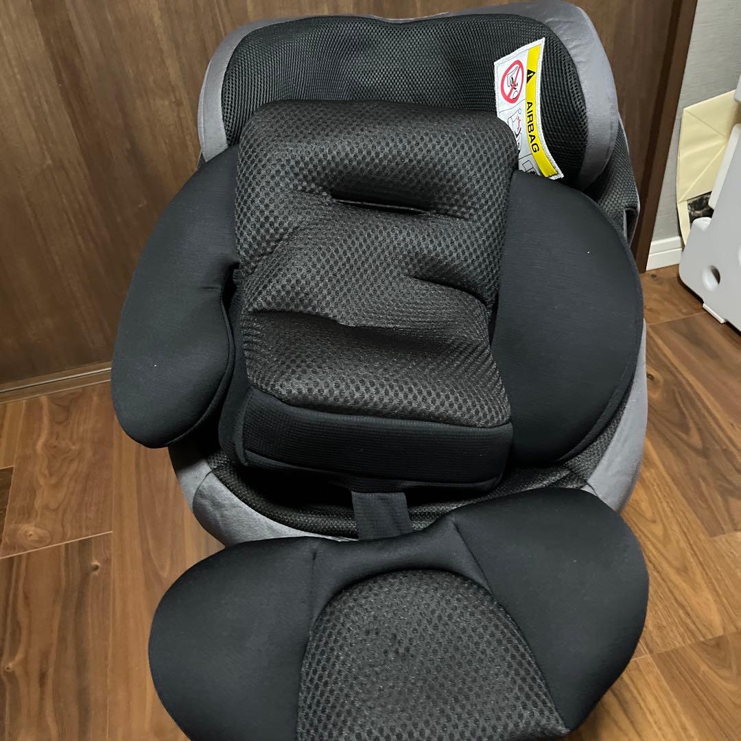 Combi コンビ The S エッグショック　チャイルドシート