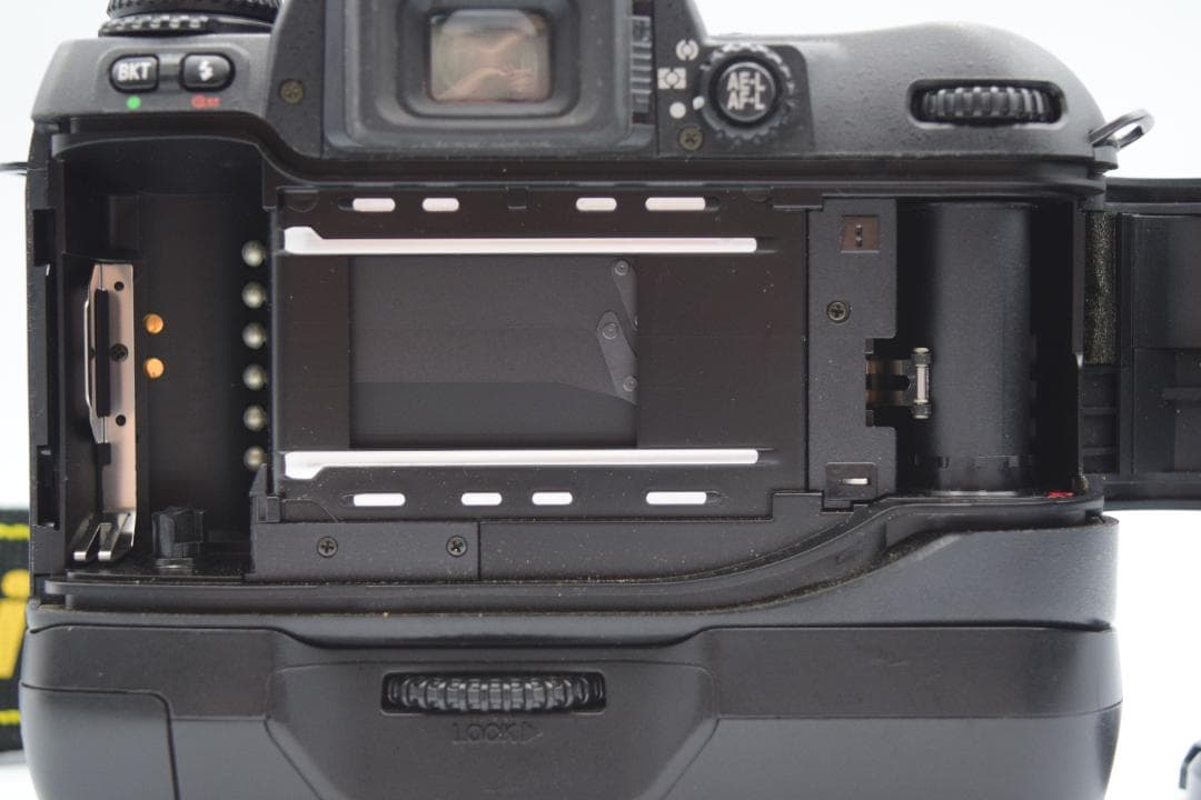 フィルムカメラ Nikon F80S AF NIKKOR 35-70mm