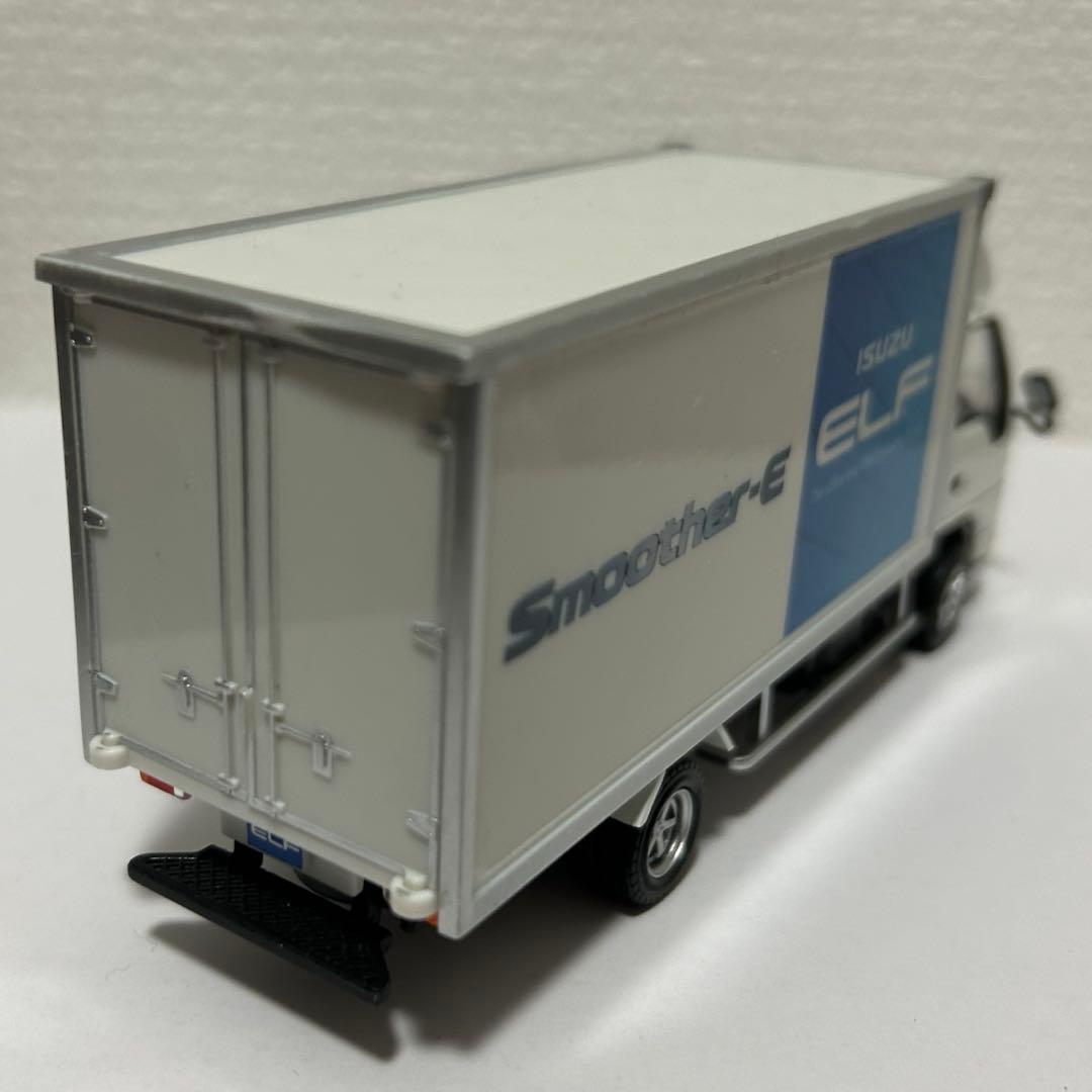 いすゞエルフ1/43スケールモデル2台セット