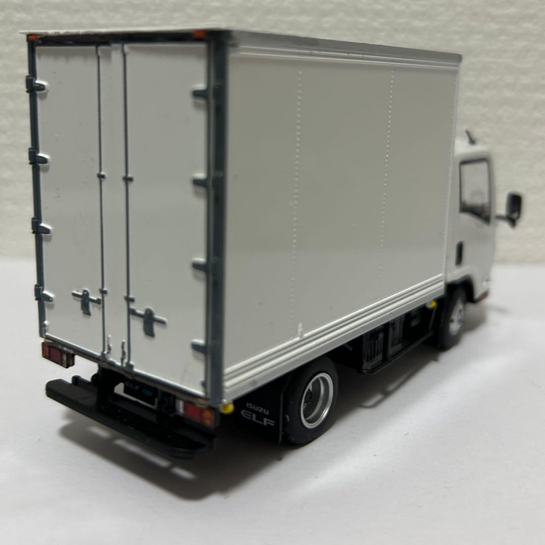 いすゞエルフ1/43スケールモデル2台セット