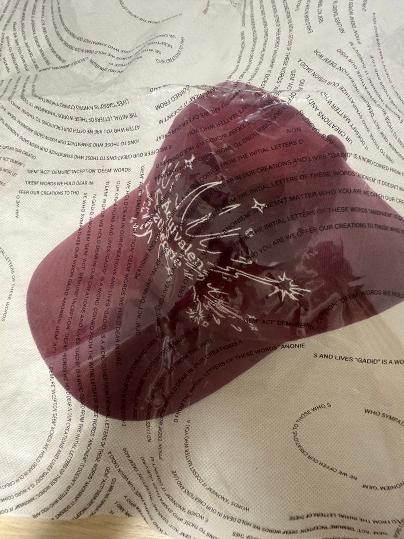 gadid anoniem キャップ