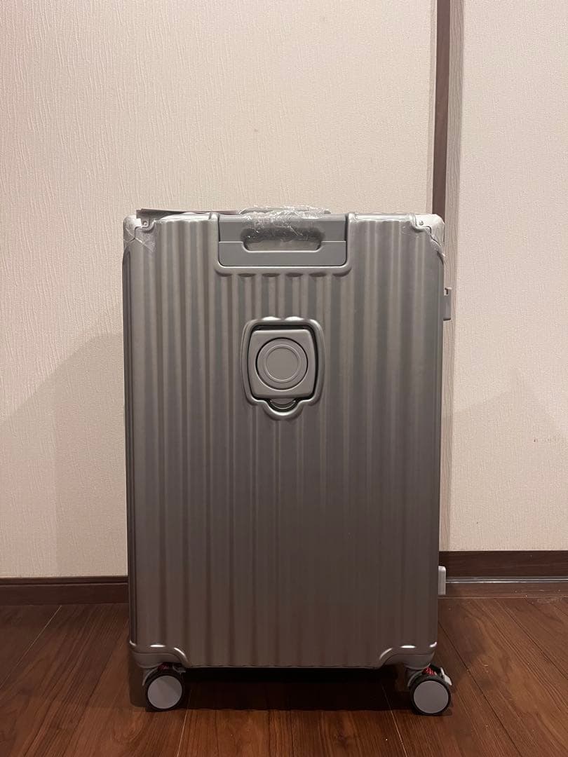 新品未使用！シルバーアルミニウムキャリーケース 100L TSAロック搭載