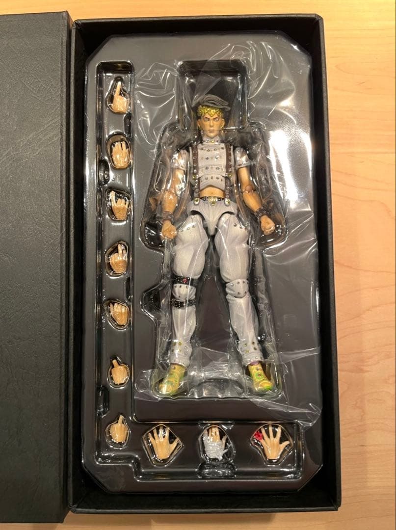 岸辺露伴 Ver.3【クリスタル限定版】80個限定 WF会場先着抽選　未開封品