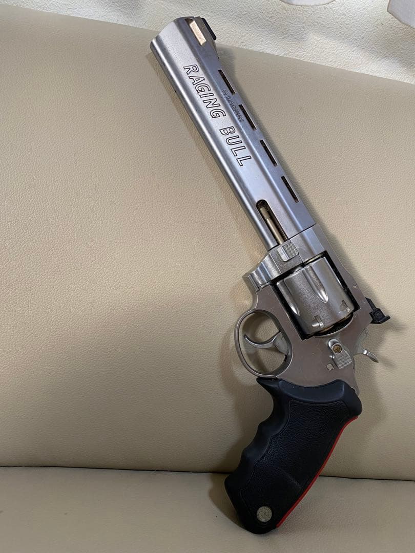 希少品　ジャンク品TAURUS RAGING BULL 44マグナム