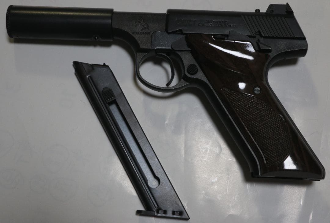 MGC　ＨＷ樹脂製モデルガン コルトウッズマン 短消音器付　 SPG合法品