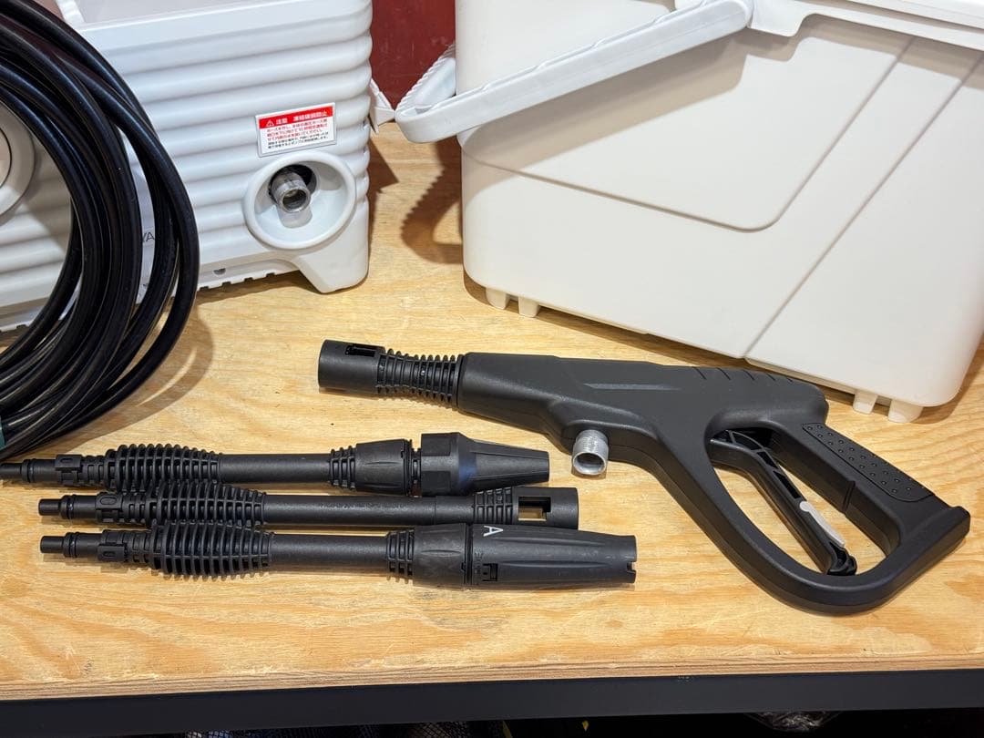 アイリスオーヤマ 高圧洗浄機 SBT-512N タンク式 静音設計