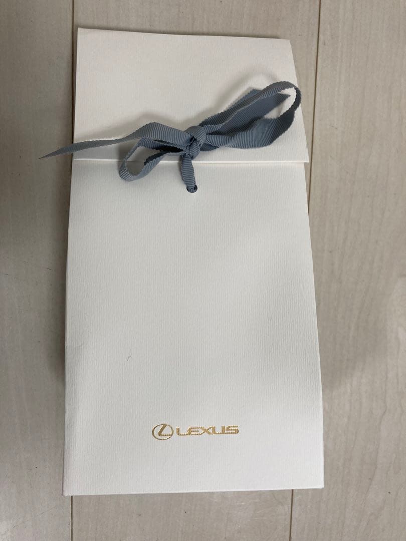 レクサス　ノベルティ　LDEブックライト