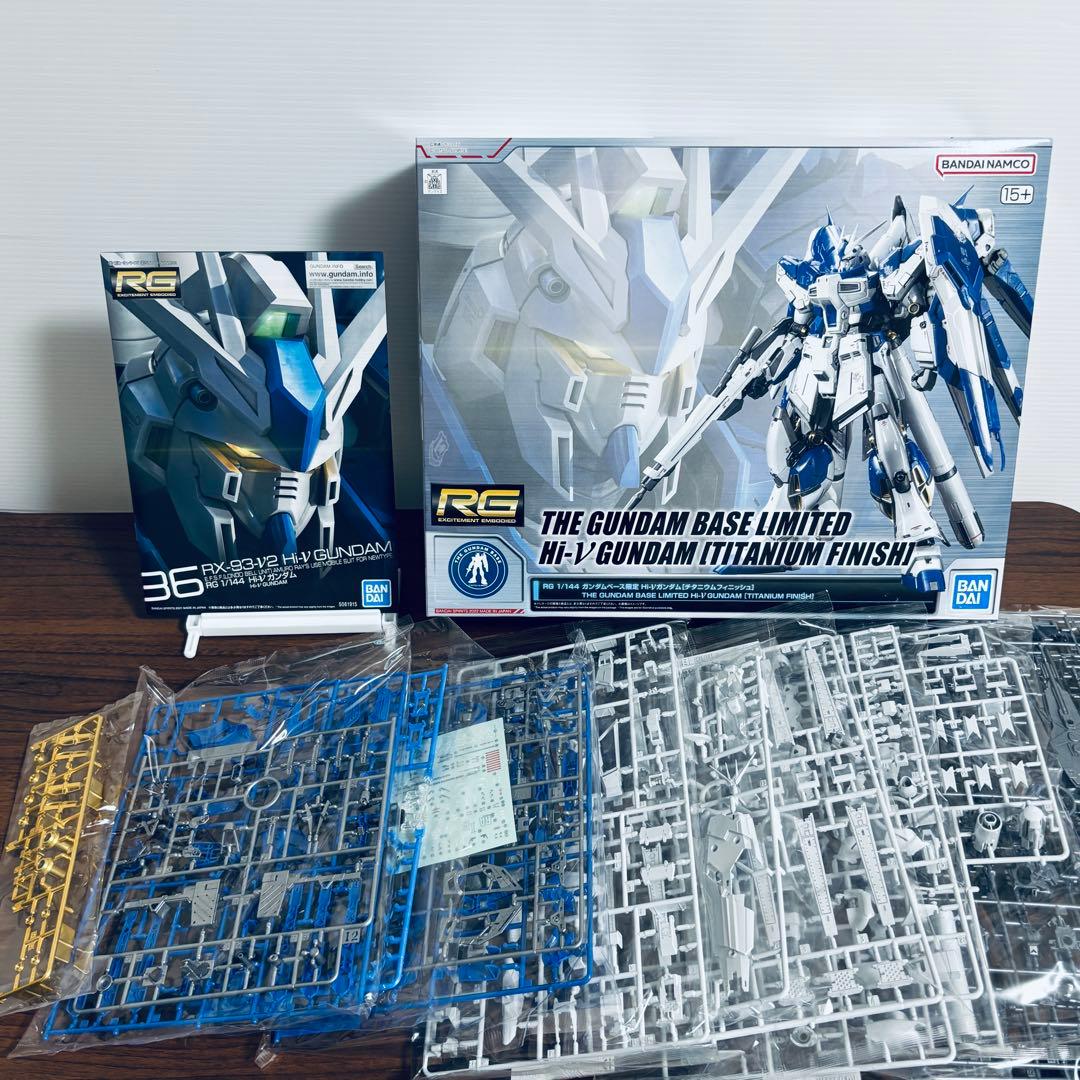 RG Hi-νガンダム チタニウムフィニッシュ サザビー メカニカルコアメッキ