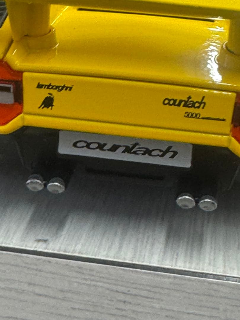 ランボルギーニ イエロー 1/24