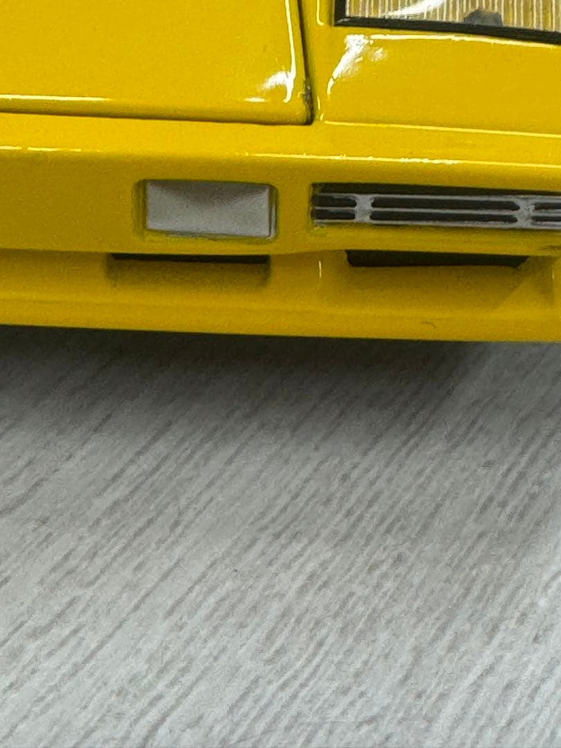 ランボルギーニ イエロー 1/24