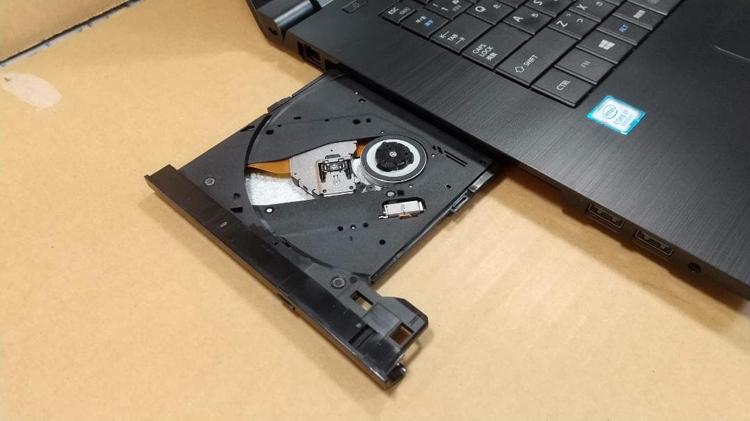 【8世代 i7】dynabook B65/M Win11 16GB 512GB